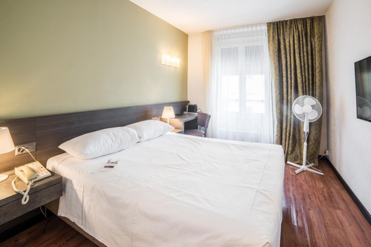 Hotel Montana Genf Szoba fotó