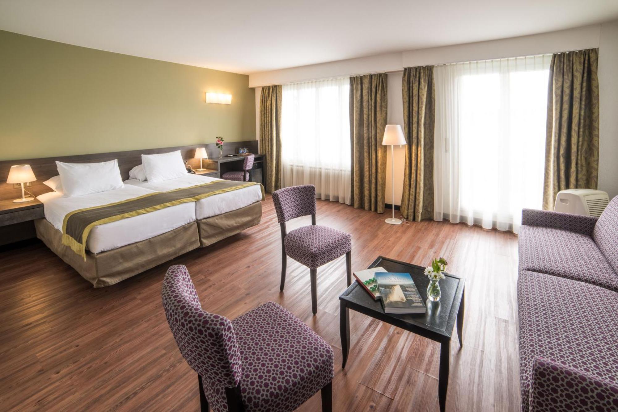 Hotel Montana Genf Szoba fotó